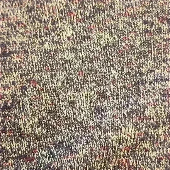 Old Navy crew neck sweater - Picture 9 of 9